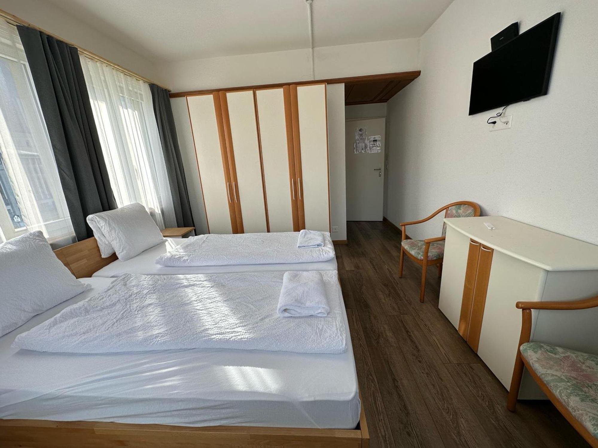 Hotel Christina Wilderswil Luaran gambar